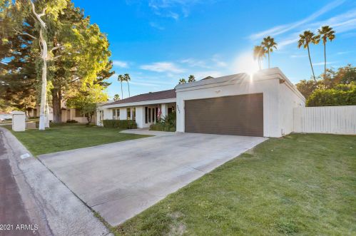 9242 34 Pl, Phoenix AZ 85028-4964 exterior