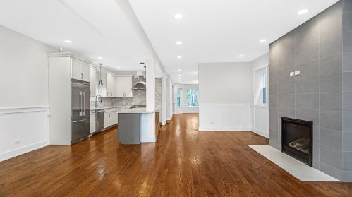 2317 Addison St, Chicago IL 60618-6042 exterior