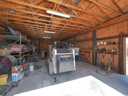 2820 7180, Taylorsville UT 84084-2921 exterior