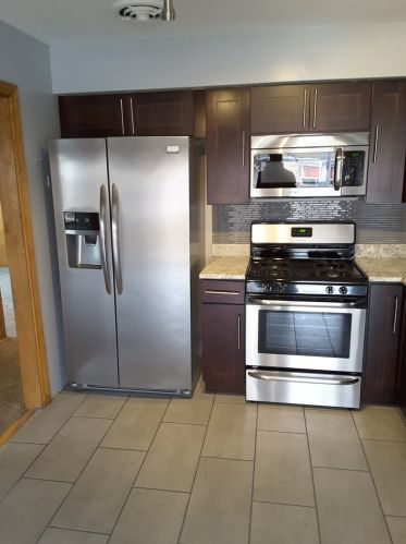 4624 Central Ave, Chicago IL 60630-3306 exterior