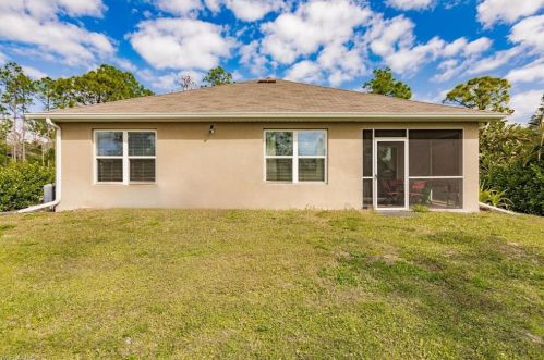 3660 27 Ave, Naples FL 34120-8986 exterior