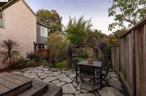 733 Ramona, Berkeley CA 94706-2104 exterior