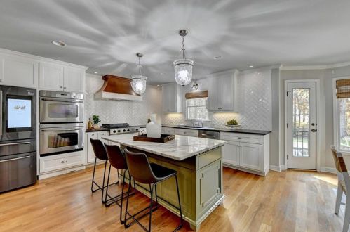 1311 Bridgewater Walk, Lithonia GA  30078-2086 exterior