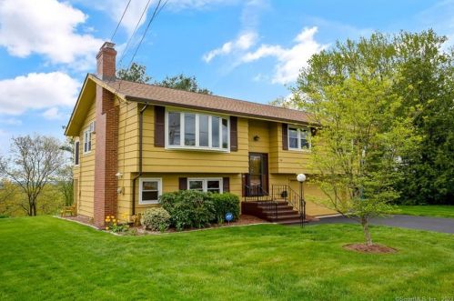 126 Belridge Rd, New Britain, CT 06053-1008