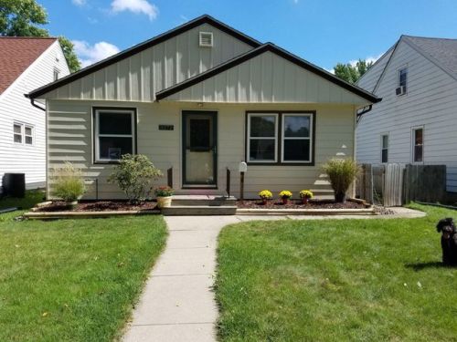 3272 87 St, Milwaukee WI  53227-4516 exterior