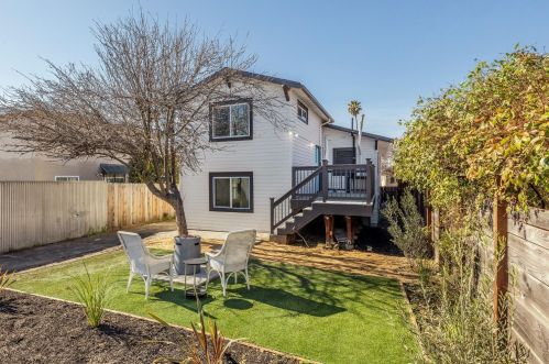 2437 Acton St, Berkeley CA 94702-1914 exterior