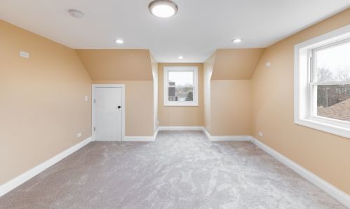 5009 Lavergne Ave, Chicago IL 60638-5831 exterior