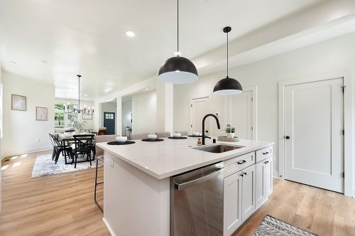 524 Mellon St, Pittsburgh PA 15206-2419 exterior