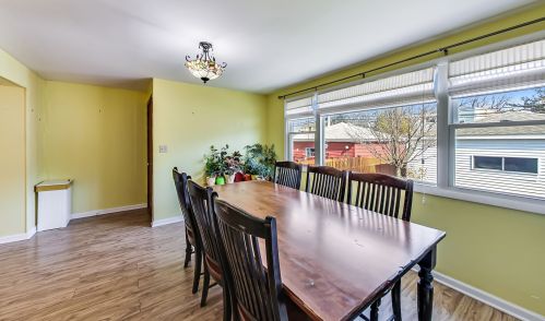 6147 Melvina Ave, Chicago IL 60638-4305 exterior