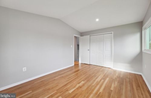 4000 Javins Dr, Alexandria VA  22310-2037 exterior