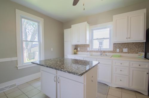 608 2 St, Watertown WI 53094-4426 exterior