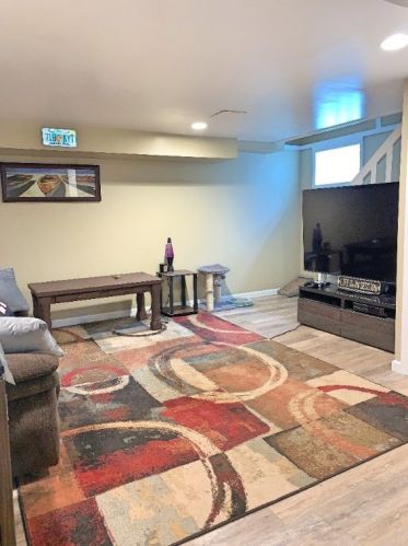 334 Caryl Dr, Pittsburgh PA  15236-4425 exterior