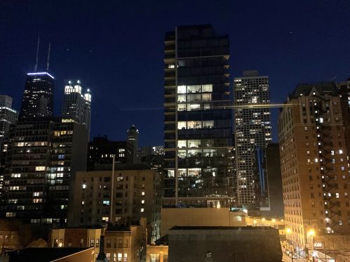 1 Scott St, Chicago IL 60610-2309 exterior