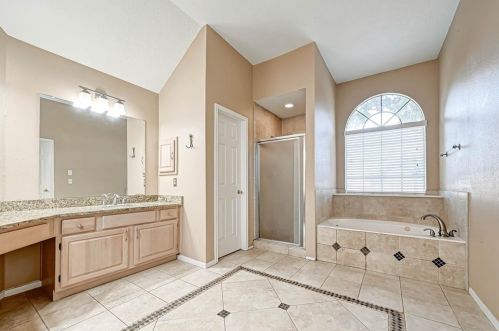 7222 Oak Walk Dr, Humble TX 77346-3174 exterior