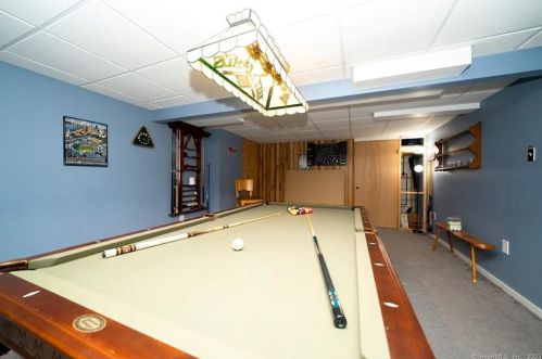 12 Old King St, Enfield CT 06082-5542 exterior