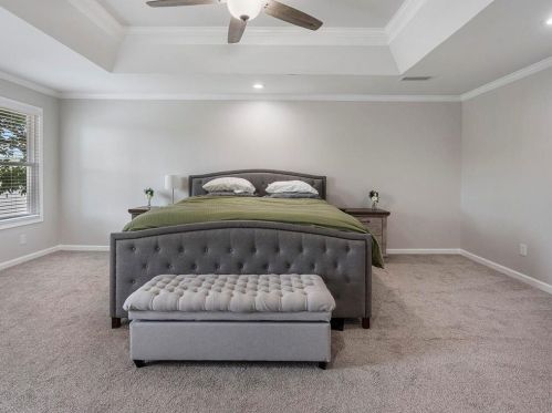 8474 Lake Dr, Lithonia GA  30039-6562 exterior