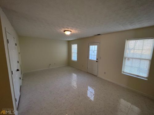 6244 Redan, Lithonia GA  30058-2610 exterior