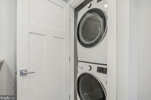 1914 8th St, Washington DC  20001-3116 exterior