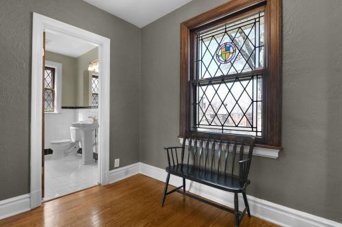 7457 Teasdale Ave, Saint Louis MO 63130-4056 exterior