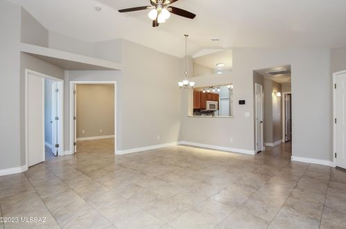 1365 Culpepper Ave, Tucson AZ  85745-3300 exterior