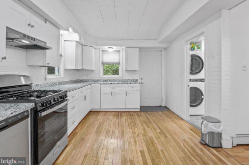 2162 37 St, Camden NJ 08110-2208 exterior