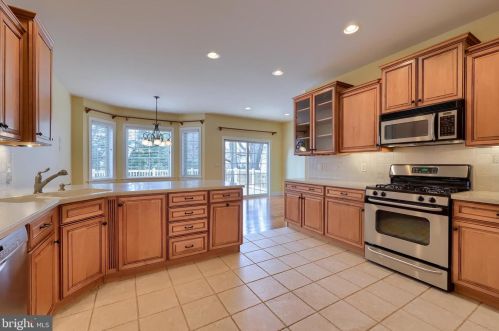 107 Kilgannon Ln, Lancaster PA 17603-9050 exterior