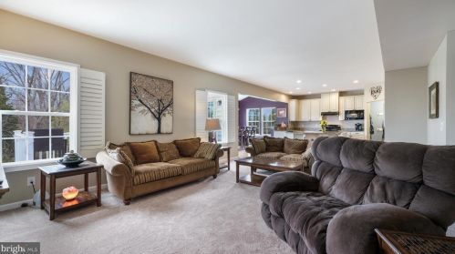 65 Plymouth Dr, Limerick PA 19468-2871 exterior