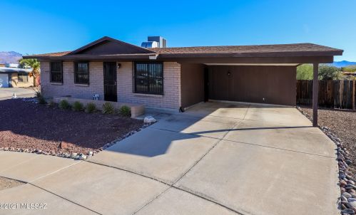 9720 Hollow Pl, Tucson, AZ 85748-4554