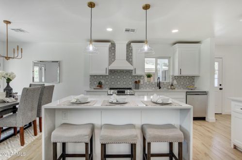 5612 19th St, Phoenix AZ  85016-3007 exterior