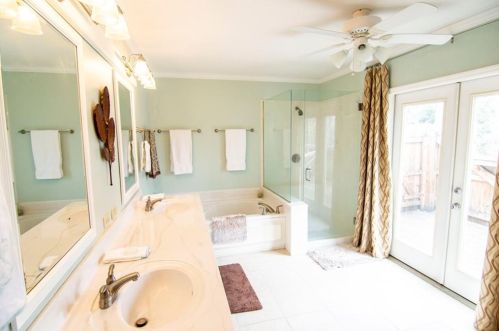 6688 Brandon Ml Rd, Atlanta GA 30328-2031 exterior