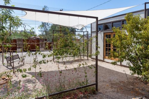 1710 Grant Rd, Tucson AZ 85712-2237 exterior