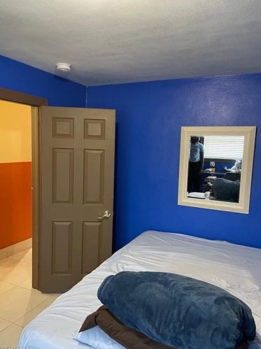 4201 21 Ave, Naples FL 34116-5721 exterior