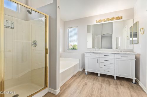 19806 15 Pl, Phoenix AZ 85024-3648 exterior