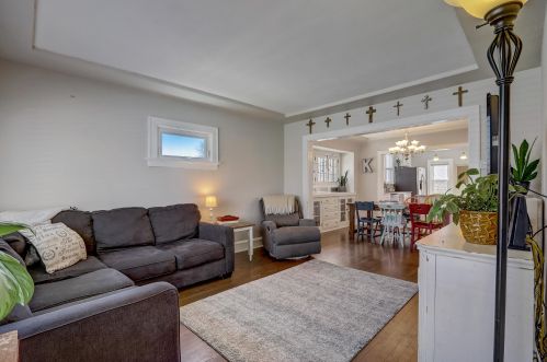 5523 Mckinley Ave, Milwaukee, WI 53208-2541