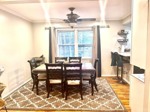 17 Hilltop Rd, Edison NJ  08820-2803 exterior