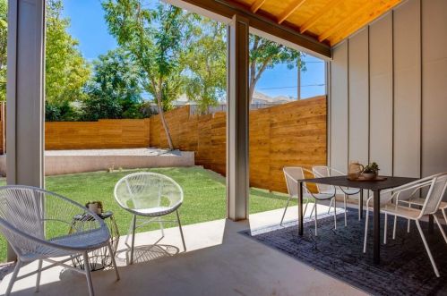 1218 Haines, Dallas TX 75208-4104 exterior