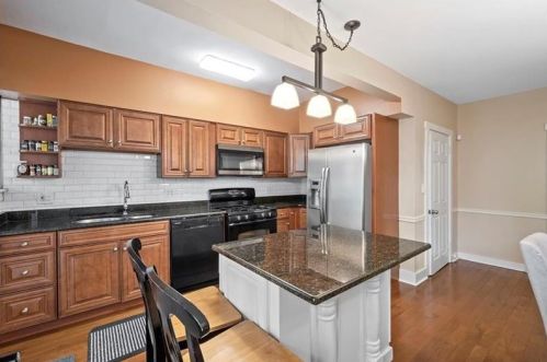 1150 Negley Ave, Pittsburgh PA 15217-1048 exterior