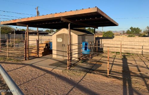 2620 Captain Dreyfus Ave, Phoenix AZ 85032-6706 exterior