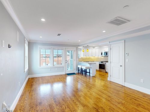 2 Cottage St, Boston, MA