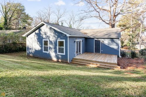 2016 Bader Ave, Atlanta GA 30310-5027 exterior