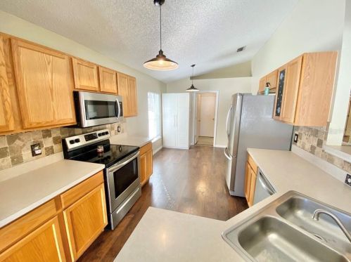 10402 Fly Fishing St, Riverview FL 33569-2734 exterior