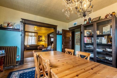 1406 Creedmoor Ave, Pittsburgh PA 15226-2438 exterior