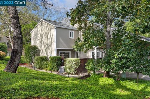 372 Camelback Rd, Concord CA  94523-1357 exterior