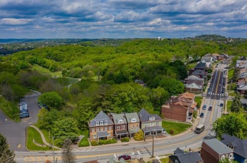 426 Marshall Ave, Pittsburgh PA 15214-3022 exterior