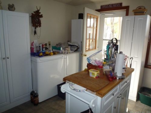 23 Church St, Killingly CT 06241-1234 exterior