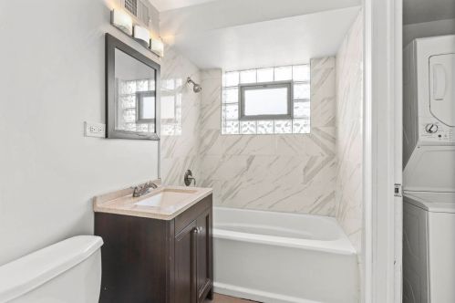 9655 Troy Ave, Chicago IL 60805-2303 exterior