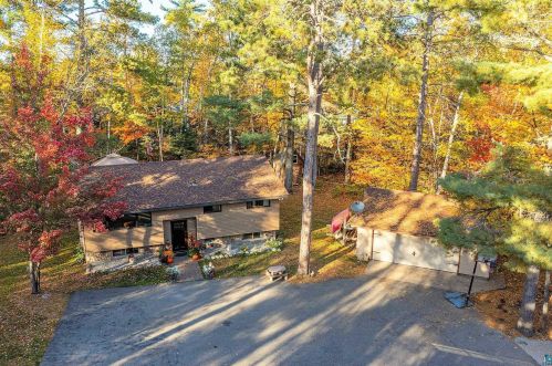 1765 Moss Rdg Rd, Ely MN 55731-9705 exterior