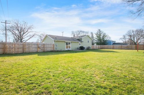 1901 Division St, Mishawaka IN 46545-6201 exterior