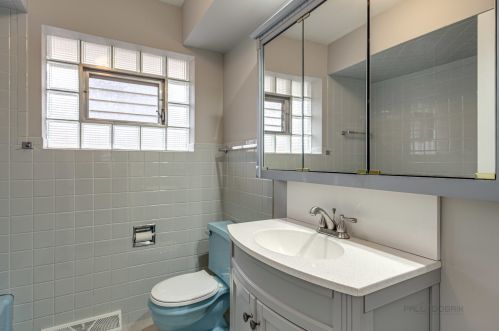 8225 Agatite Ave, Chicago IL  60706-4317 exterior