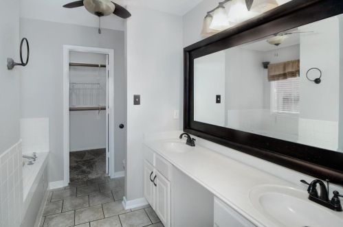 8203 Cross Country Dr, Humble TX 77346-6115 exterior